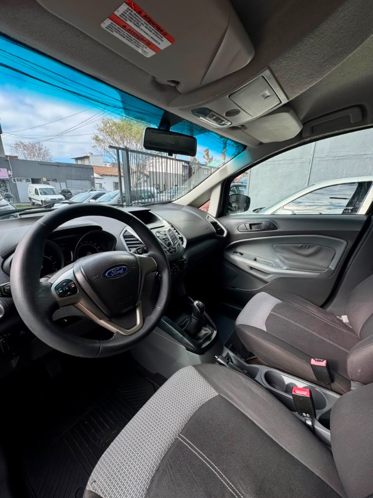 Ford Ecosport SE — foto 9